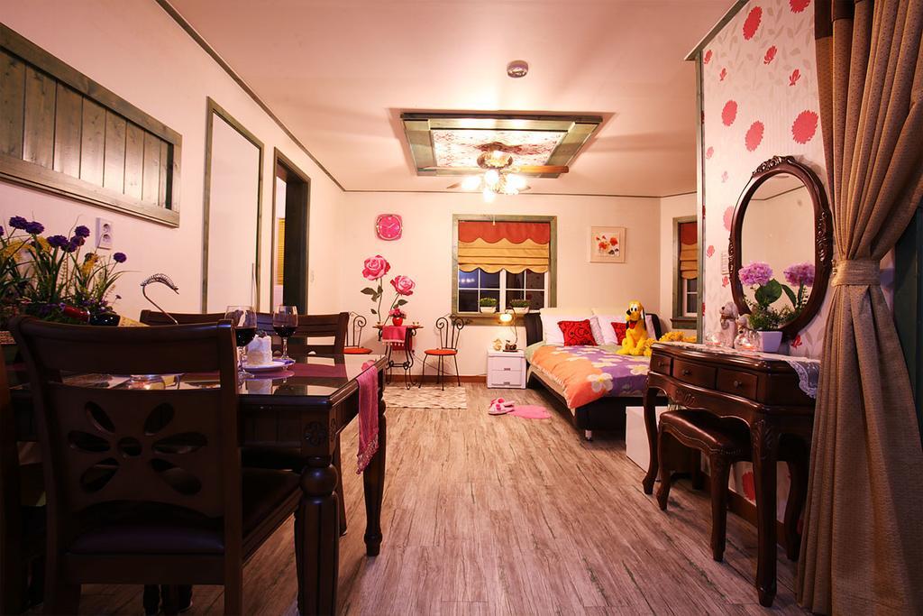 Muju Iris Pension Exterior foto