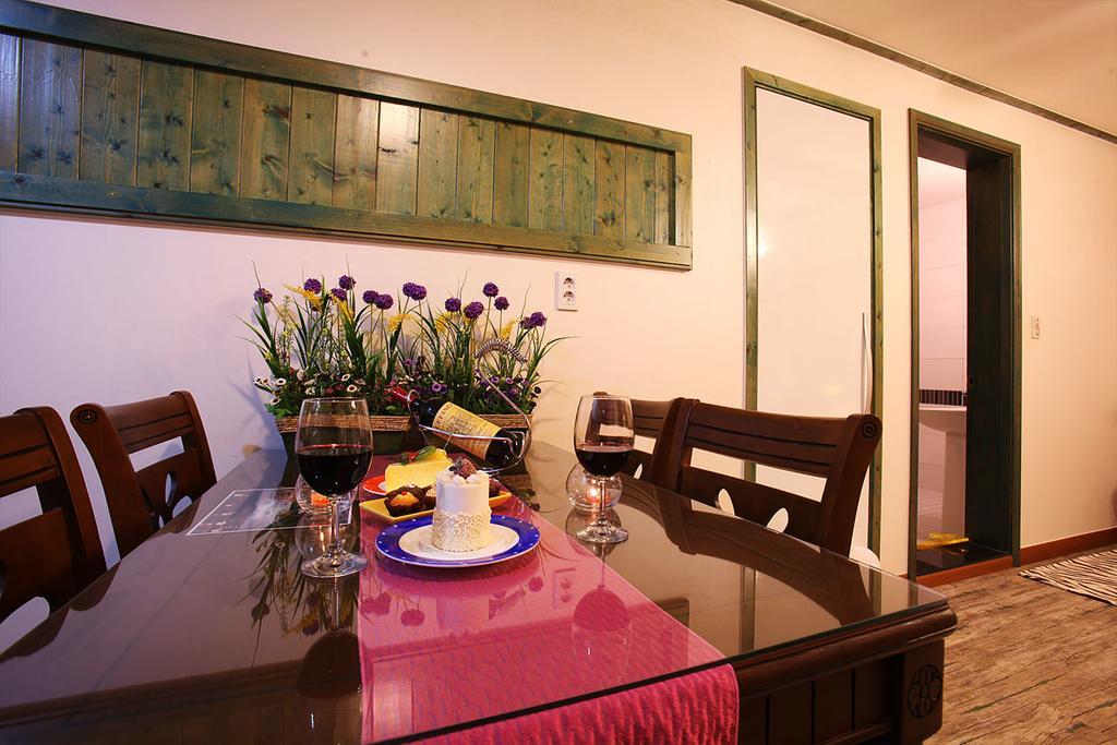 Muju Iris Pension Exterior foto